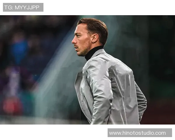 塞维利亚主帅黛佳尔宣布将离队,球队正在物色接班者